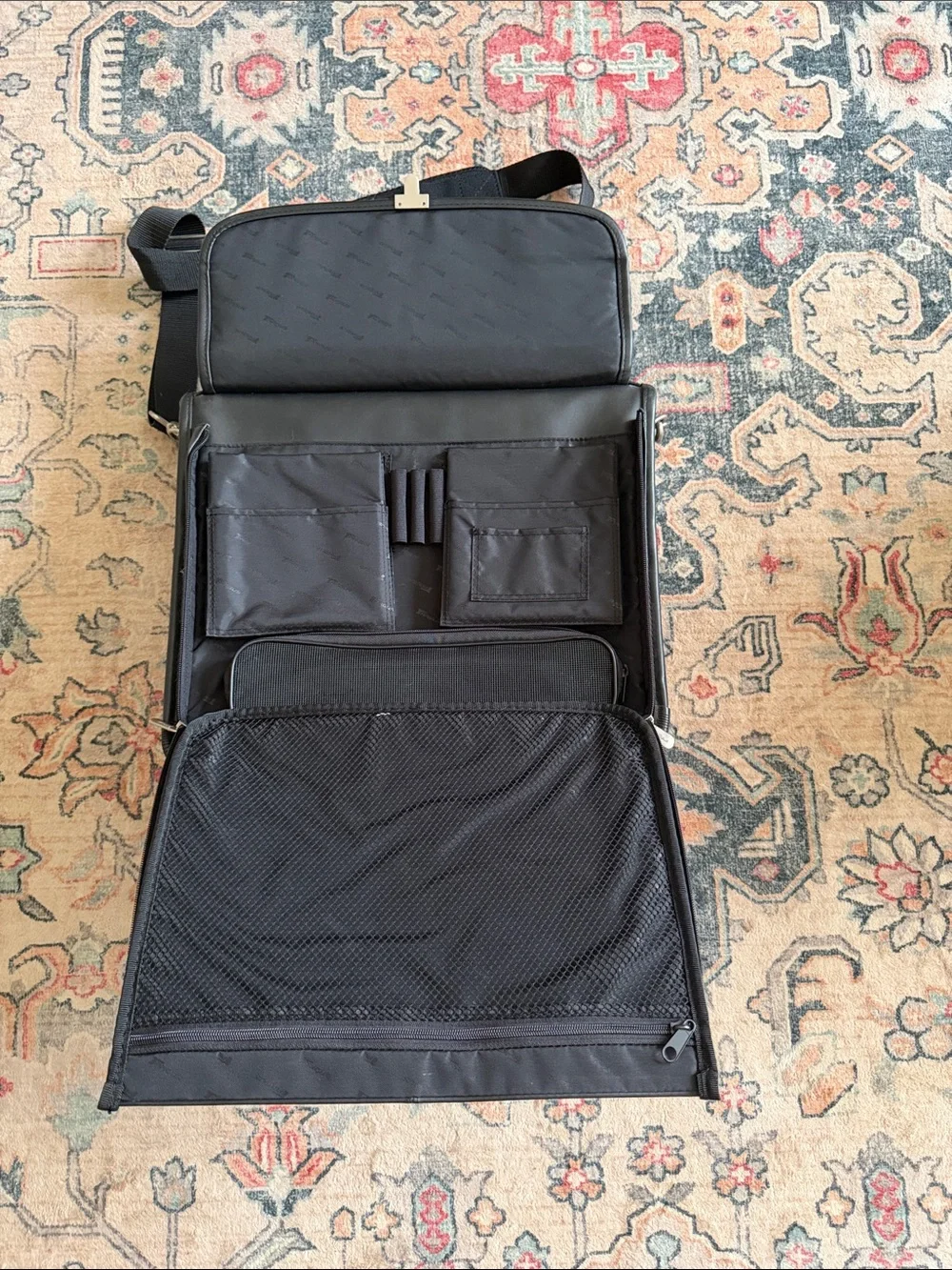 Men's Black Leather Crossbody Messenger Bag